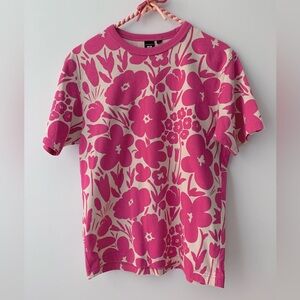 Marimekko x Uniqlo Pink Floral Crewneck Tee